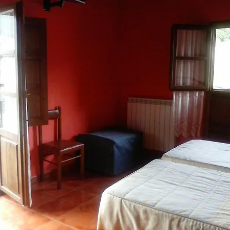 Отель Rural La Casona Del Fraile